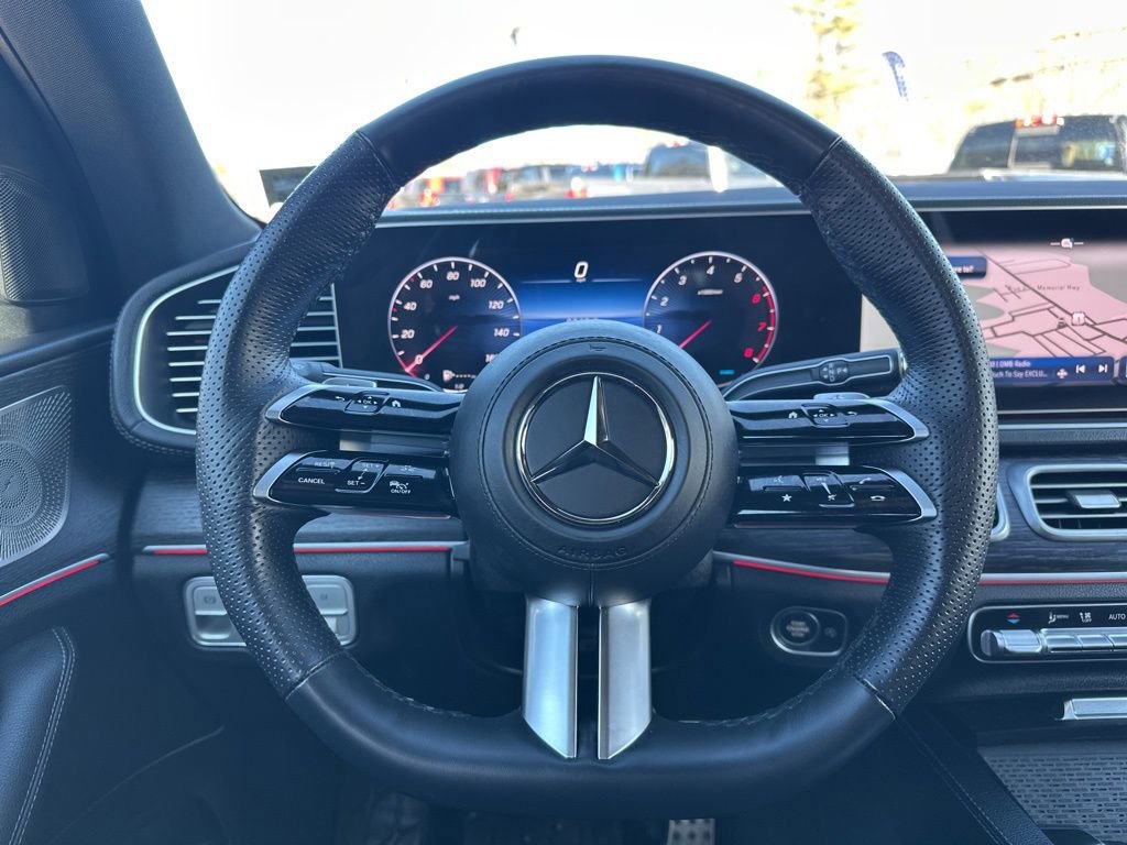 Used 2025 Mercedes-Benz GLS 450 4MATIC image 17