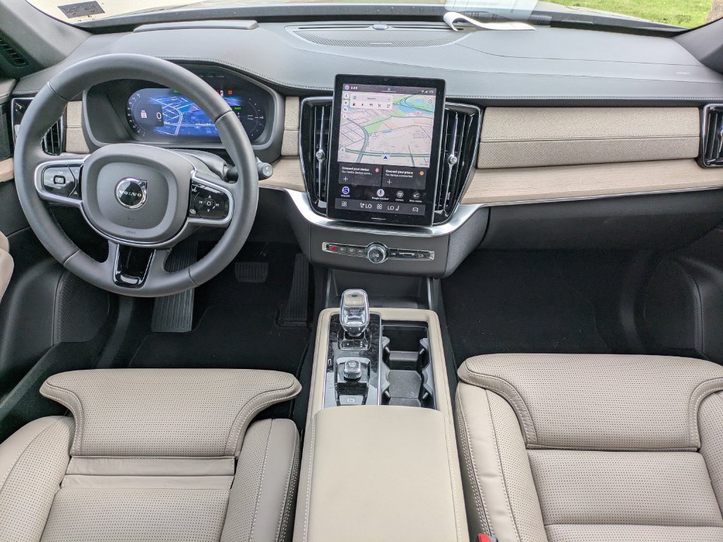 New 2026 Volvo XC90 T8 Ultra AWD/4WD image 14