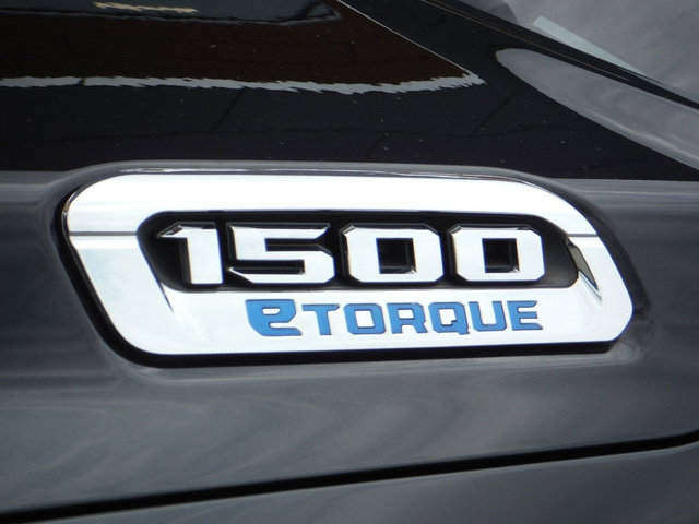 Used 2023 RAM 1500 Big Horn AWD/4WD image 7