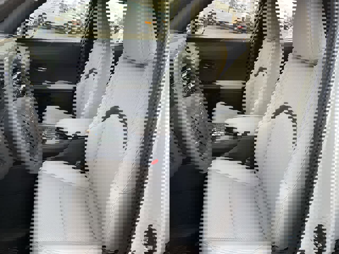 Used 2025 Lexus UX 300h AWD image 12