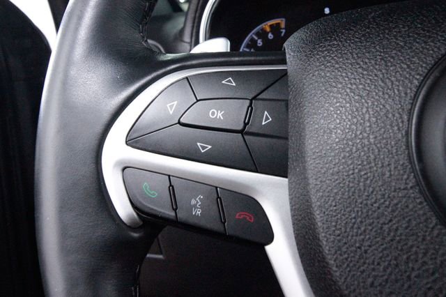 Used 2016 Jeep Grand Cherokee High Altitude image 12