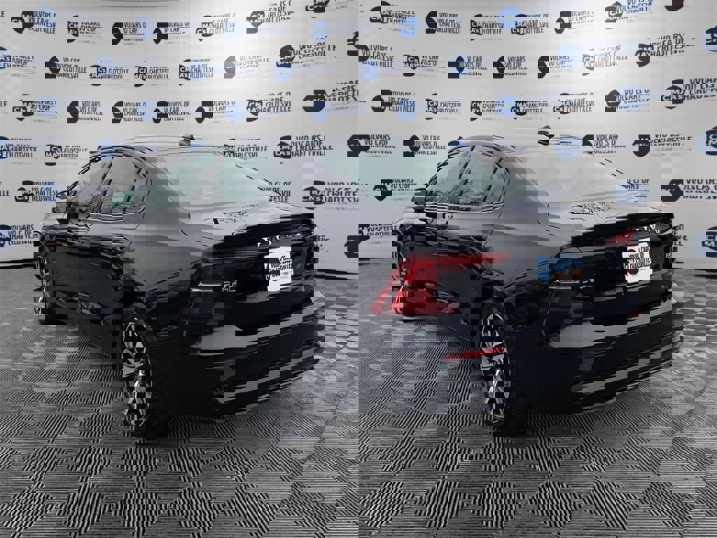 Certified 2025 Volvo S60 B5 Plus image 3