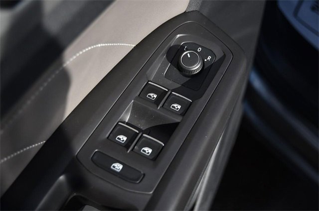 Certified 2022 Volkswagen Atlas SE image 8