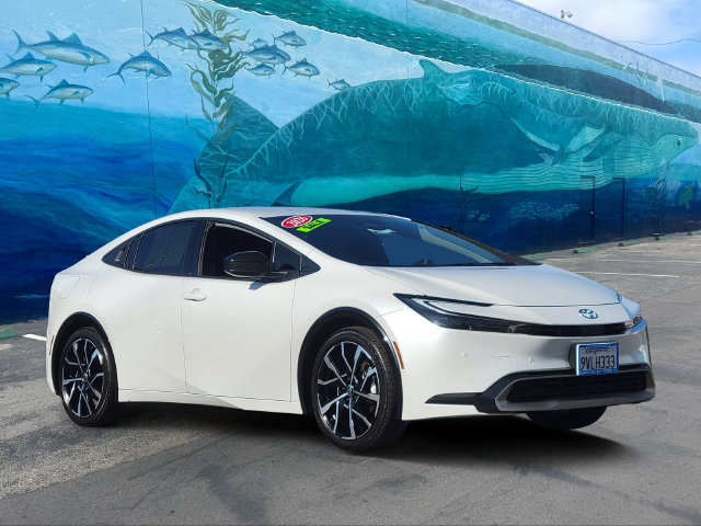 Used 2026 Toyota Prius Plug-In Hybrid FWD image 1