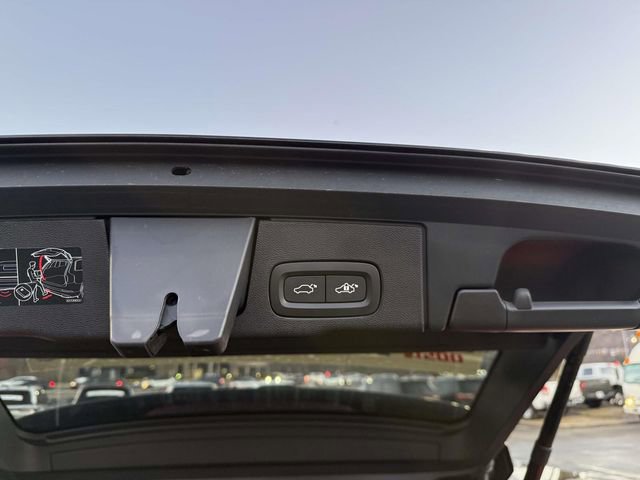 Used 2021 Volvo XC60 T6 Inscription w/ Advanced Package image 14