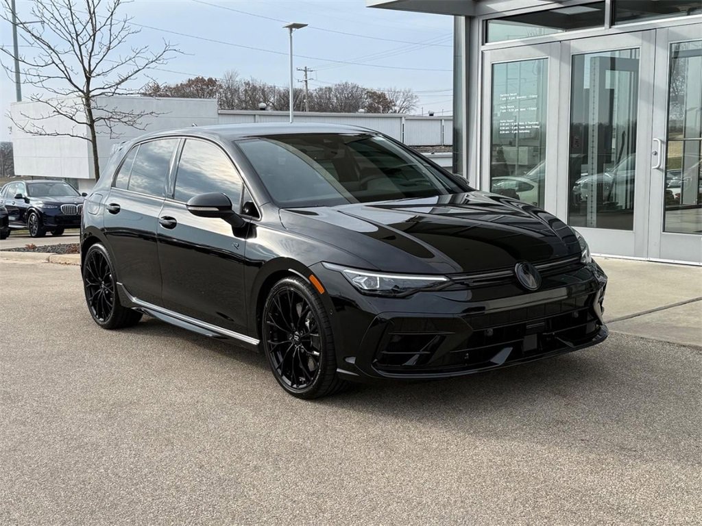 Used 2025 Volkswagen Golf R Black Edition image 1