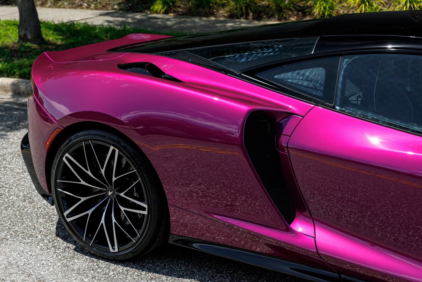 New 2027 McLaren GTS RWD image 17