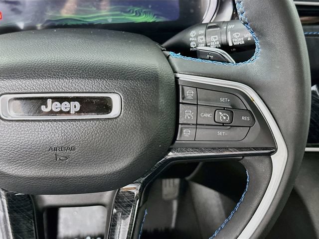 Used 2023 Jeep Grand Cherokee Trailhawk AWD/4WD image 25