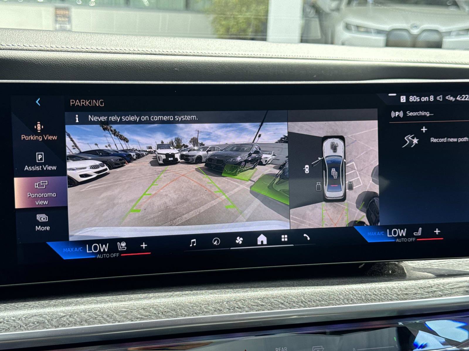 Used 2025 BMW i7 eDrive50 w/ M Sport Package image 26