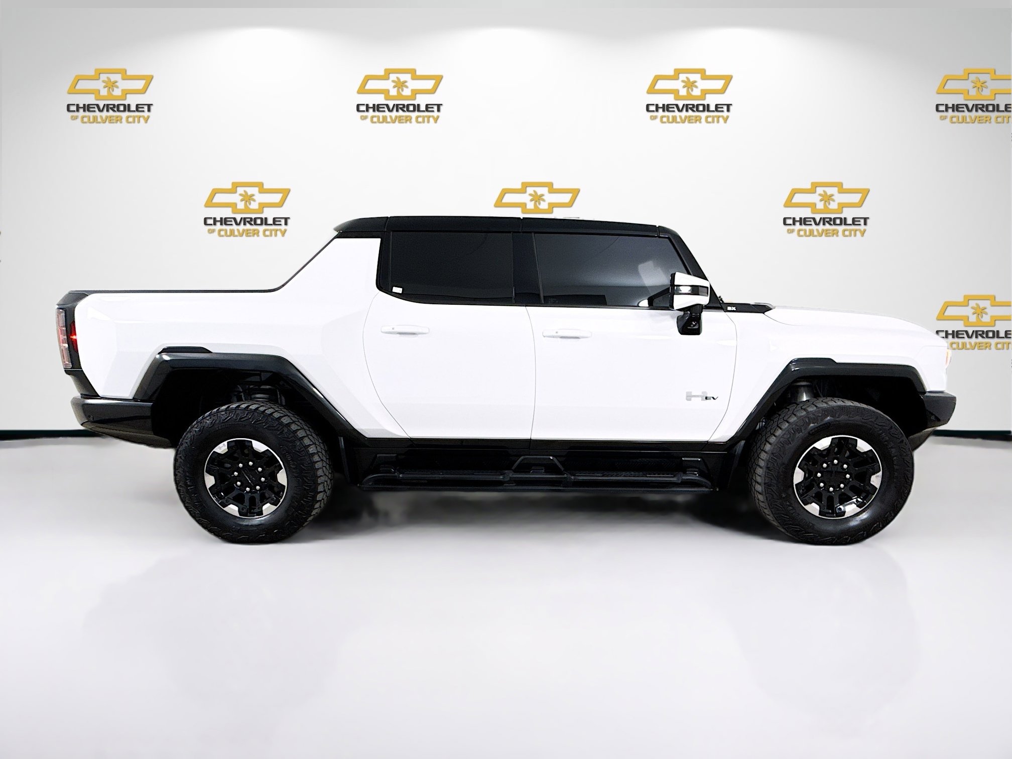 Used 2024 GMC Hummer EV 3X w/ Battery Pack, 24 Module Pack AWD/4WD image 8