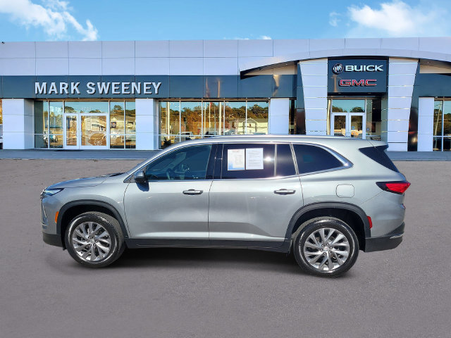 Used 2025 Buick Enclave Preferred FWD image 30