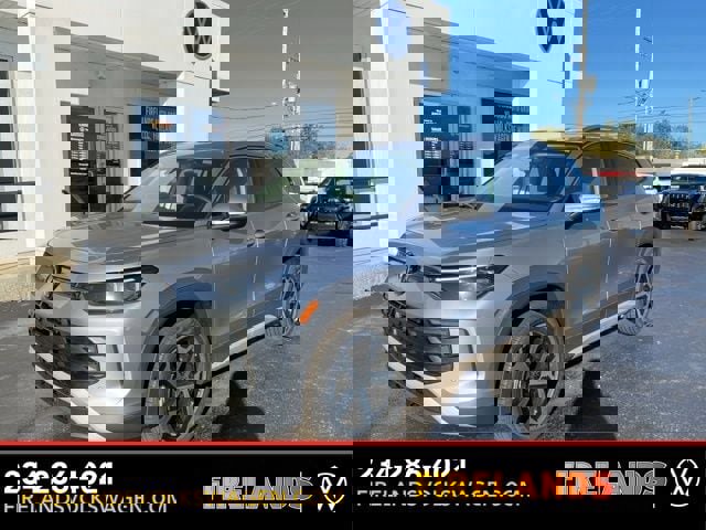 New 2025 Volkswagen Tiguan SE image 6