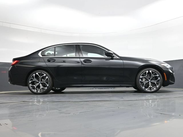 Certified 2026 BMW 330i Sedan w/ Premium Package RWD image 31