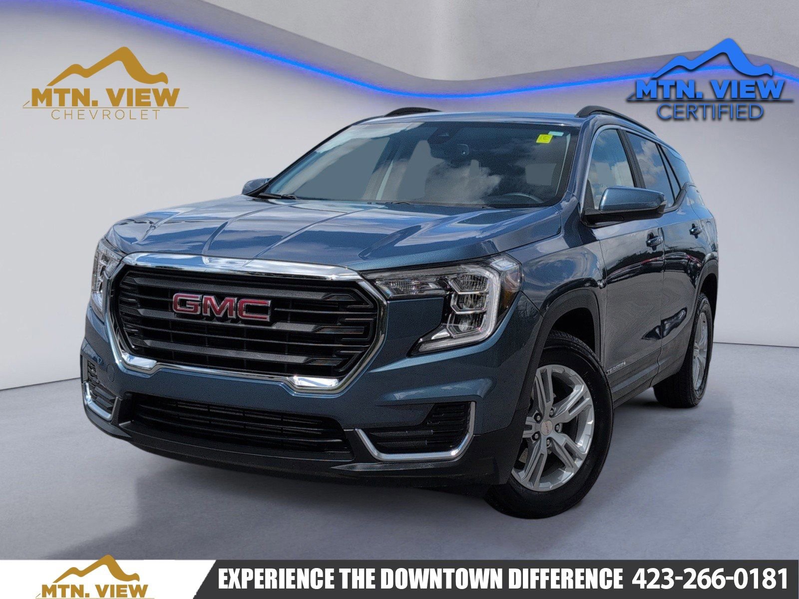 Used 2024 GMC Terrain SLE w/ Driver Convenience Package