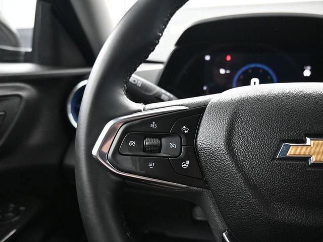 Used 2025 Chevrolet Trax LT w/ LT Convenience Package image 15