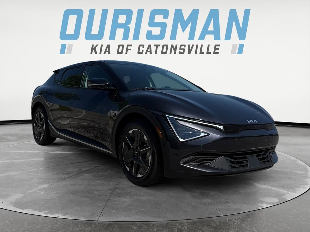 New 2025 Kia EV6 Light w/ Light LR Technology Package