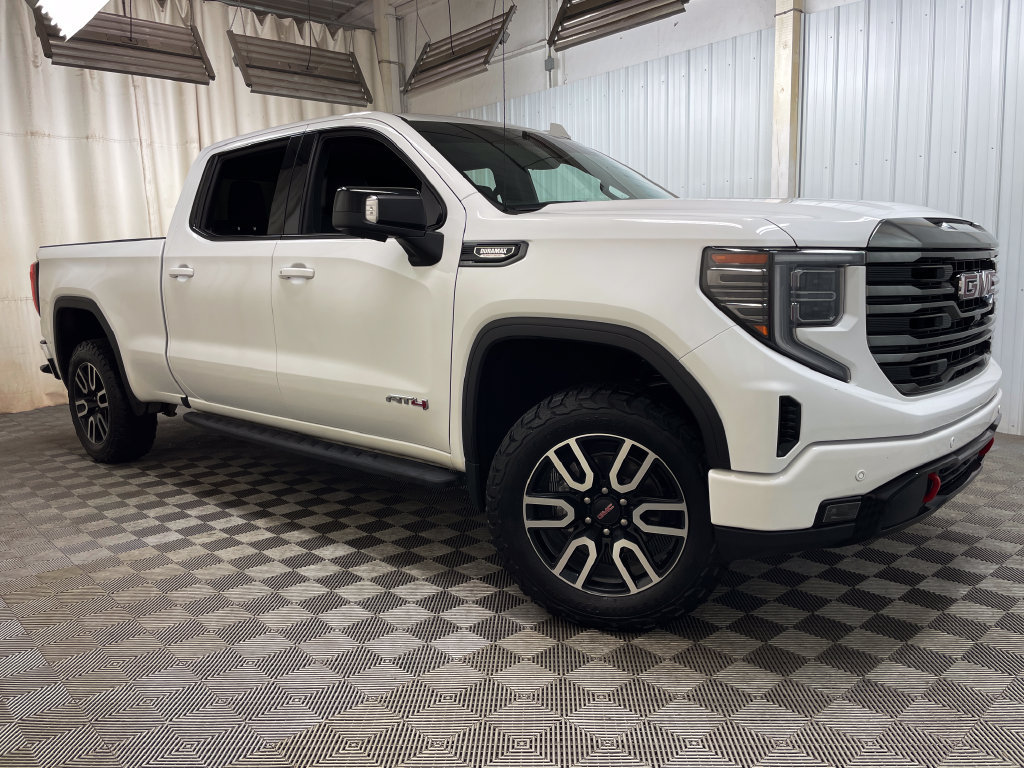 Used 2023 GMC Sierra 1500 AT4 w/ AT4 Premium Package AWD/4WD image 54