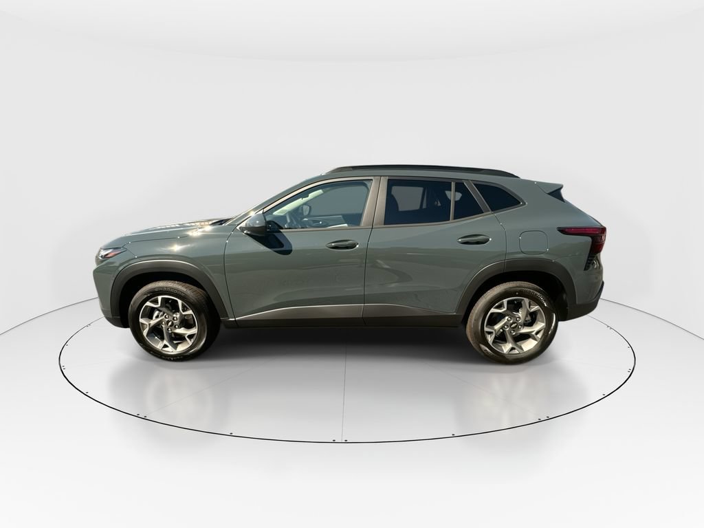 New 2026 Chevrolet Trax LT w/ LT Convenience Package FWD image 5