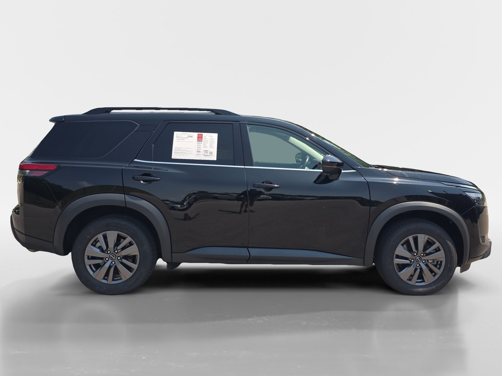 Certified 2025 Nissan Pathfinder SV FWD image 7