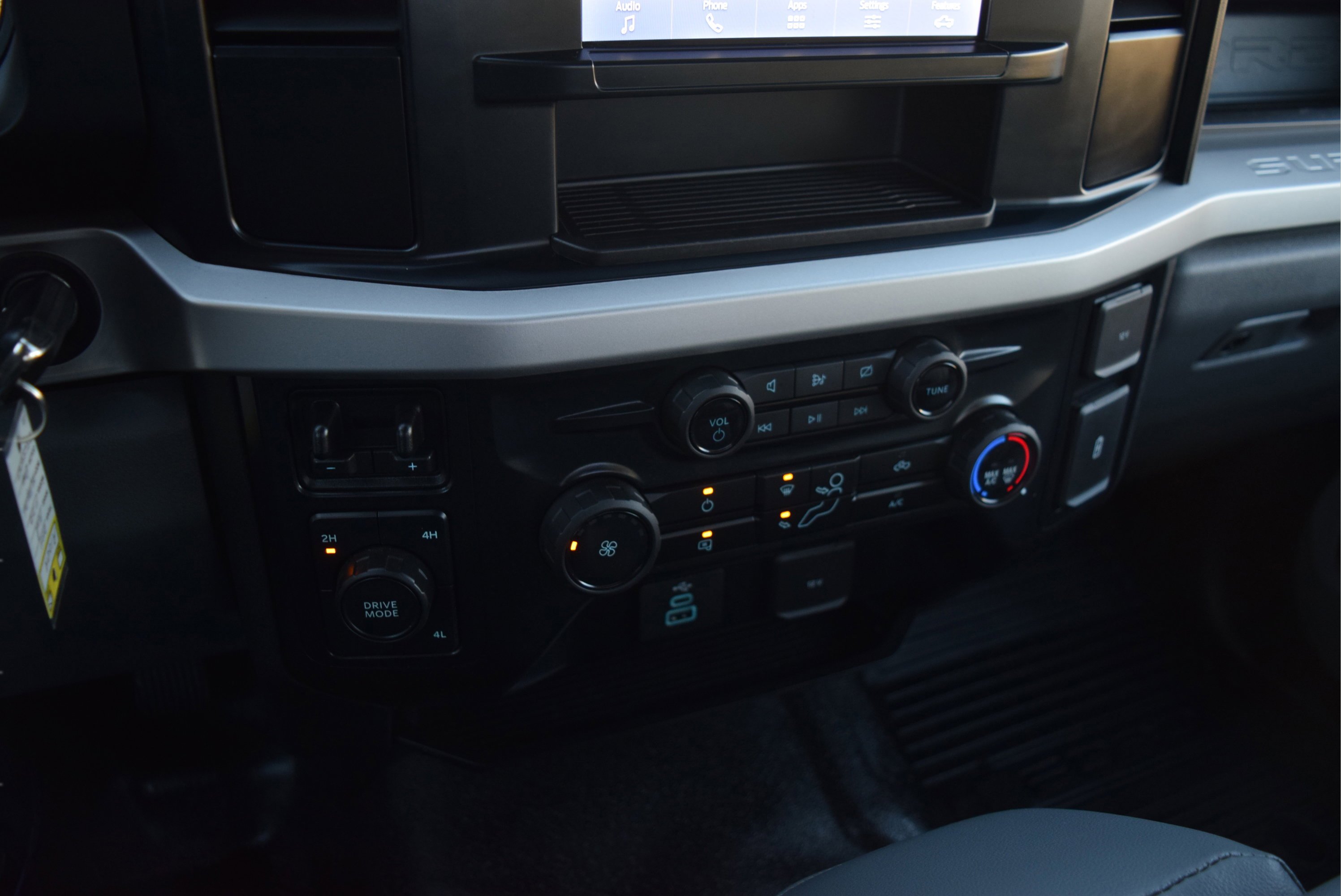 Used 2024 Ford F250 XL w/ Snow Plow Prep Package image 11