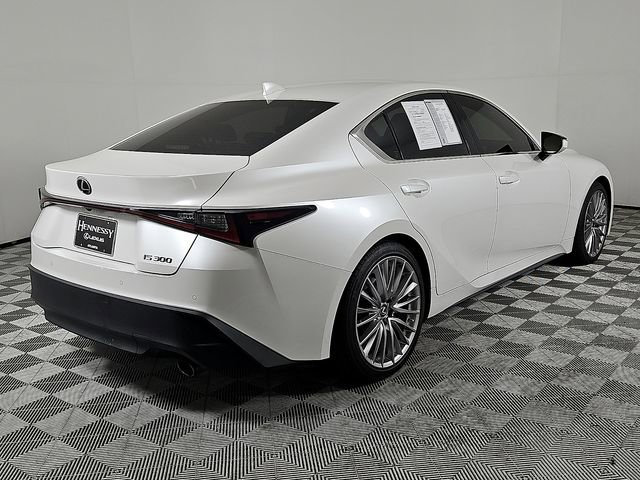 Used 2022 Lexus IS 300 w/ Premium Package RWD image 4