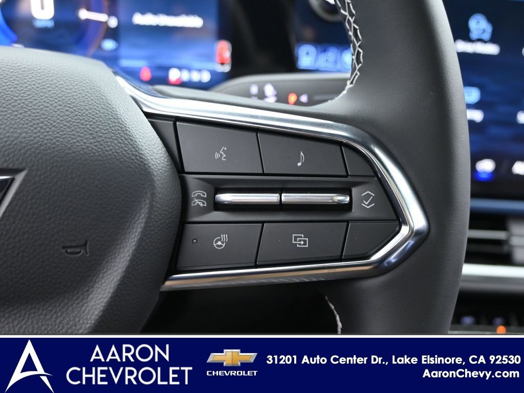 New 2026 Chevrolet Equinox EV LT w/ LPO, Blackout Package image 17