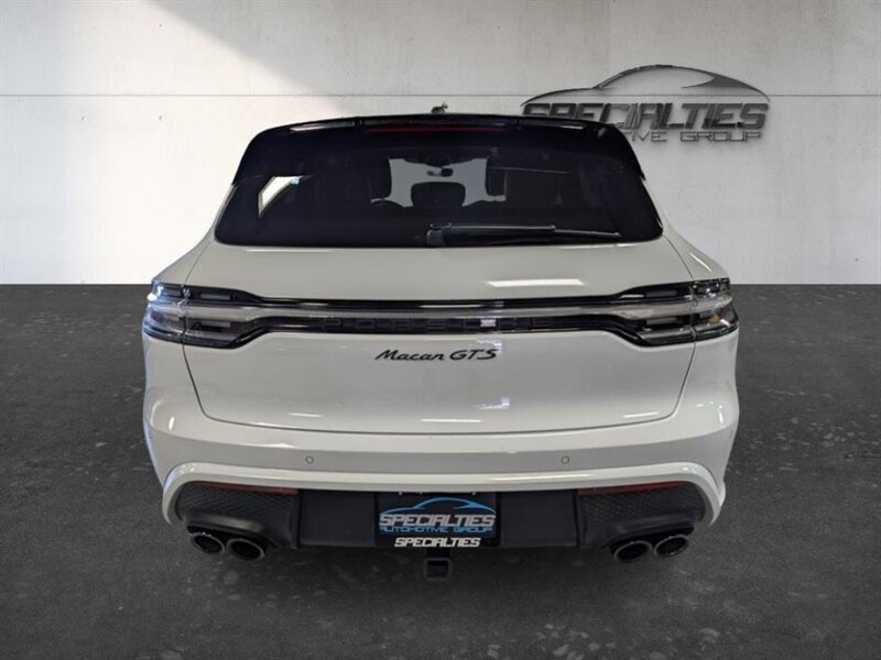 Used 2024 Porsche Macan GTS w/ Sport Chrono Package AWD/4WD image 9