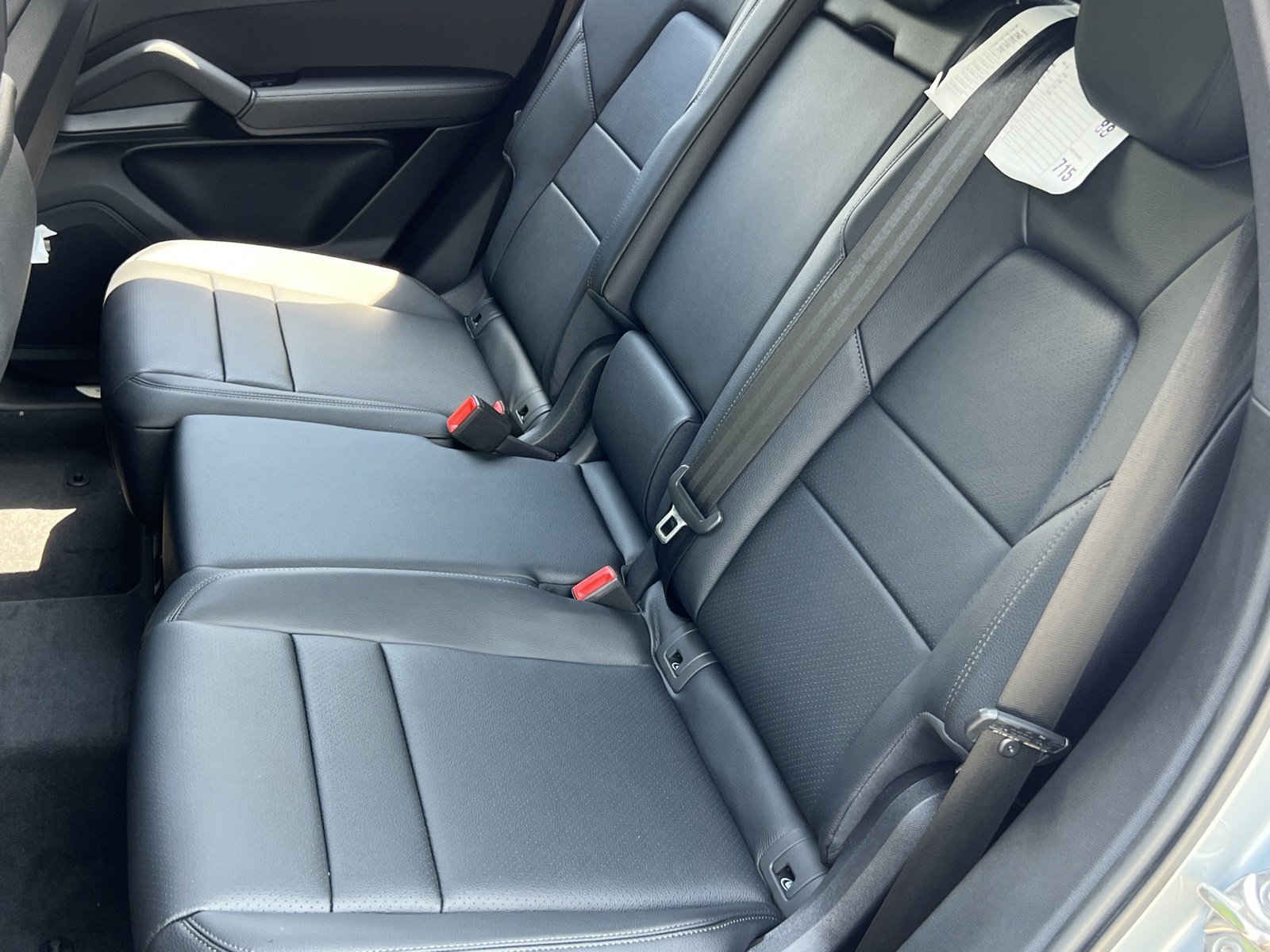 New 2025 Porsche Cayenne image 18