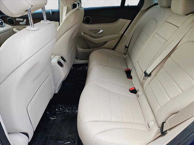 Used 2022 Mercedes-Benz GLC 300 image 24