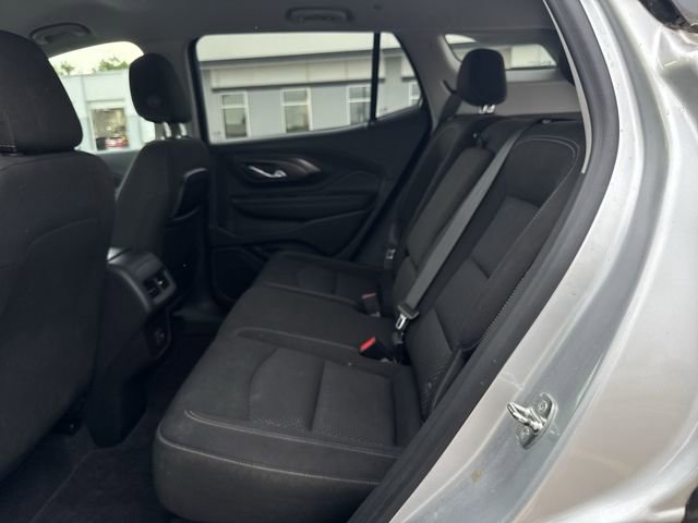 Used 2022 GMC Terrain SLE w/ Driver Convenience Package FWD image 24