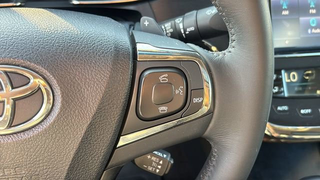 Used 2015 Toyota Avalon Limited image 17