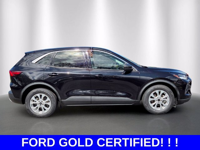 Used 2023 Ford Escape Active w/ Tech Pack #1 FWD image 6