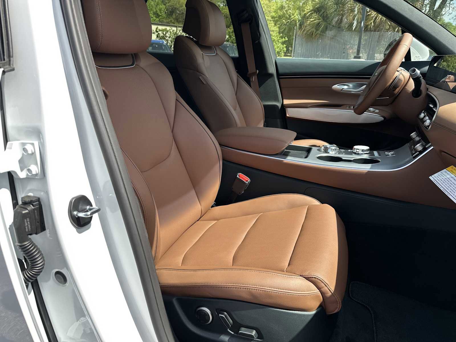 New 2026 Genesis GV70 2.5T Advanced w/ G1 Accessory Package image 19