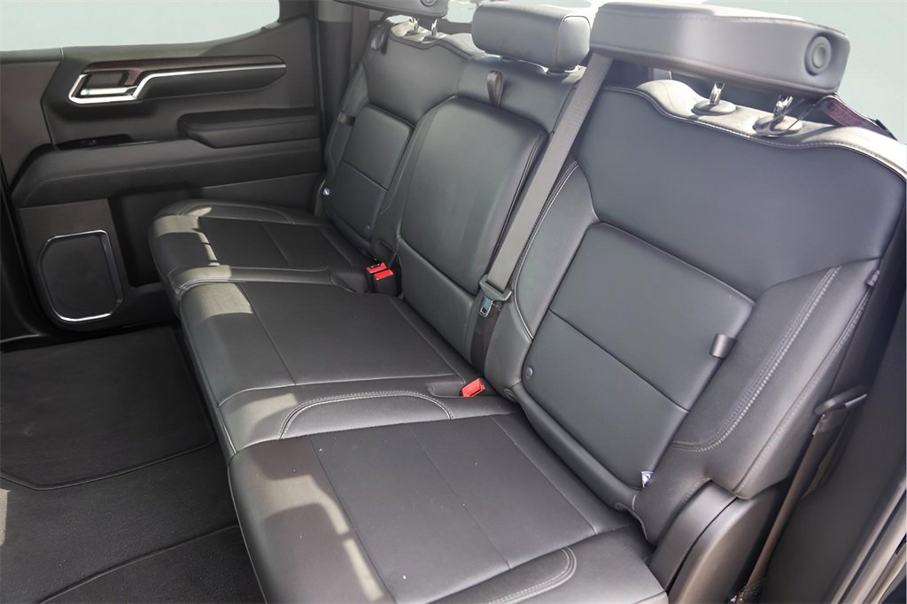 Used 2024 GMC Sierra 1500 SLT image 26