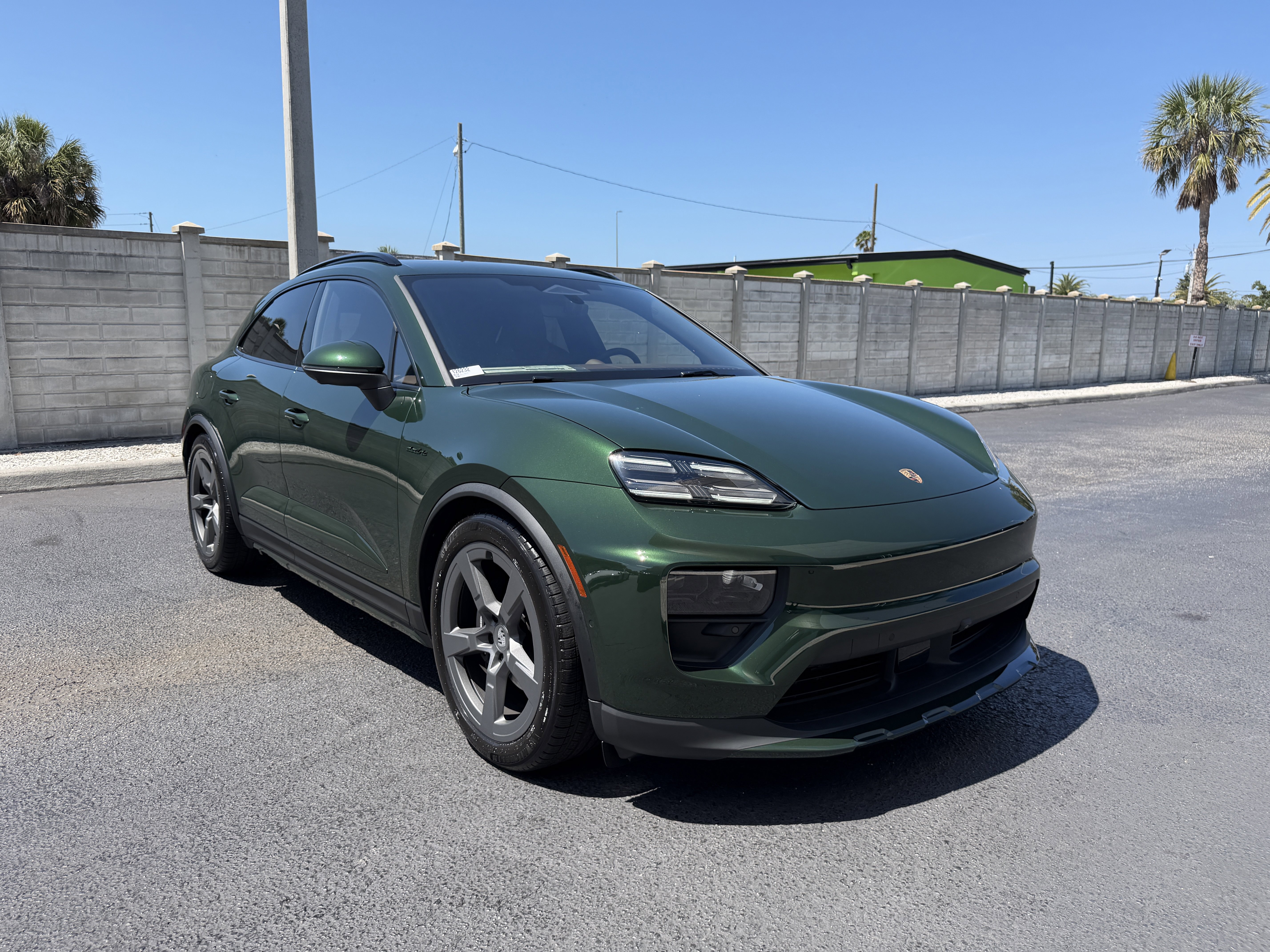 New 2026 Porsche Macan 4 Electric AWD/4WD image 8