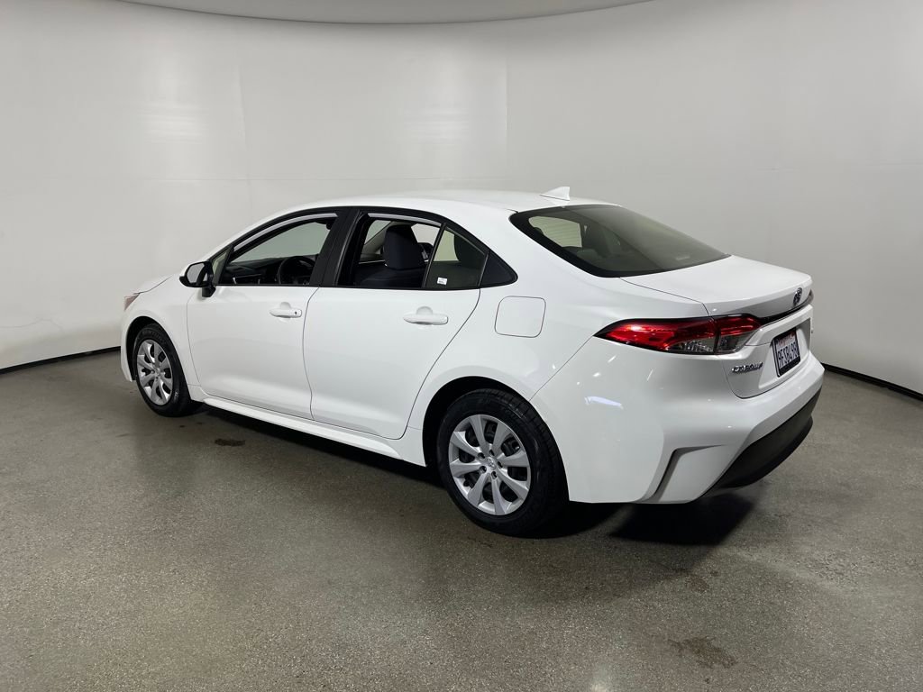 Certified 2023 Toyota Corolla LE FWD image 5