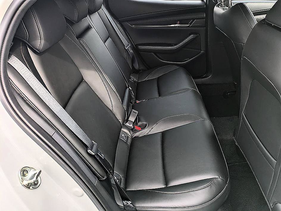 New 2026 MAZDA MAZDA3 2.5 S Hatchback w/ Premium Pkg FWD image 27