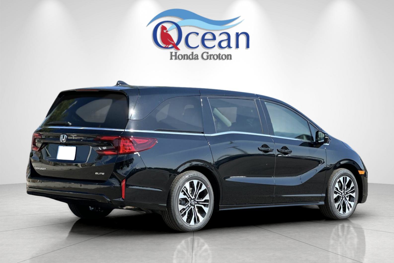 New 2026 Honda Odyssey Elite image 5