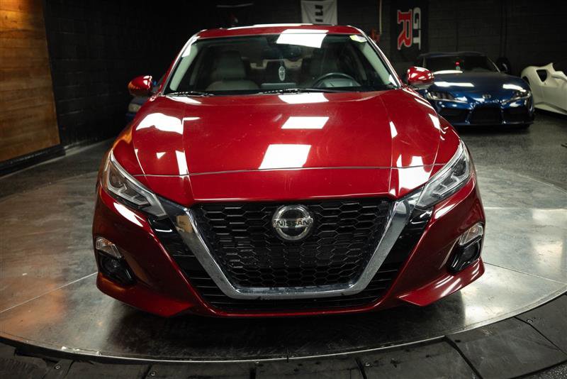 Used 2019 Nissan Altima 2.5 Platinum image 3