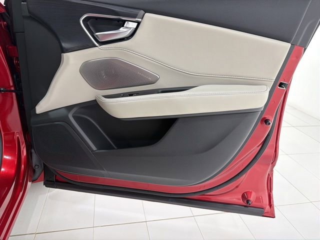 Certified 2025 Acura RDX SH-AWD w/ Advance Package image 18