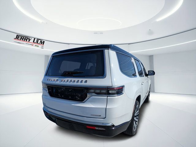 Used 2023 Jeep Grand Wagoneer Series III image 3