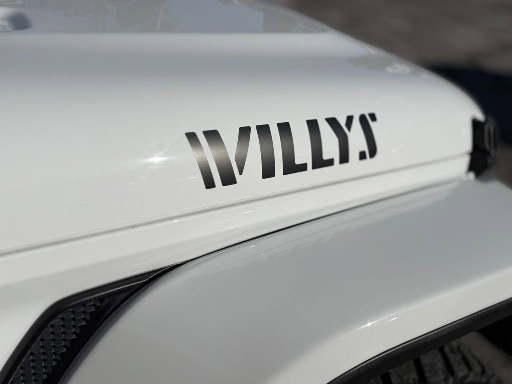 Used 2022 Jeep Gladiator Willys image 20