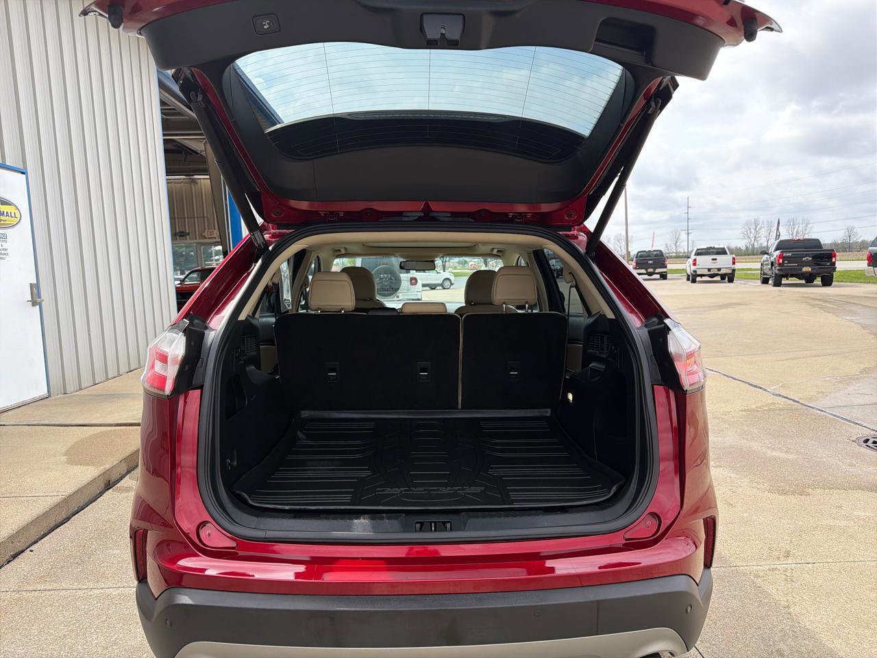 Used 2019 Ford Edge SEL w/ Equipment Group 201A image 16