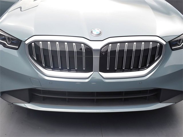New 2024 BMW 530i w/ Premium Package image 25