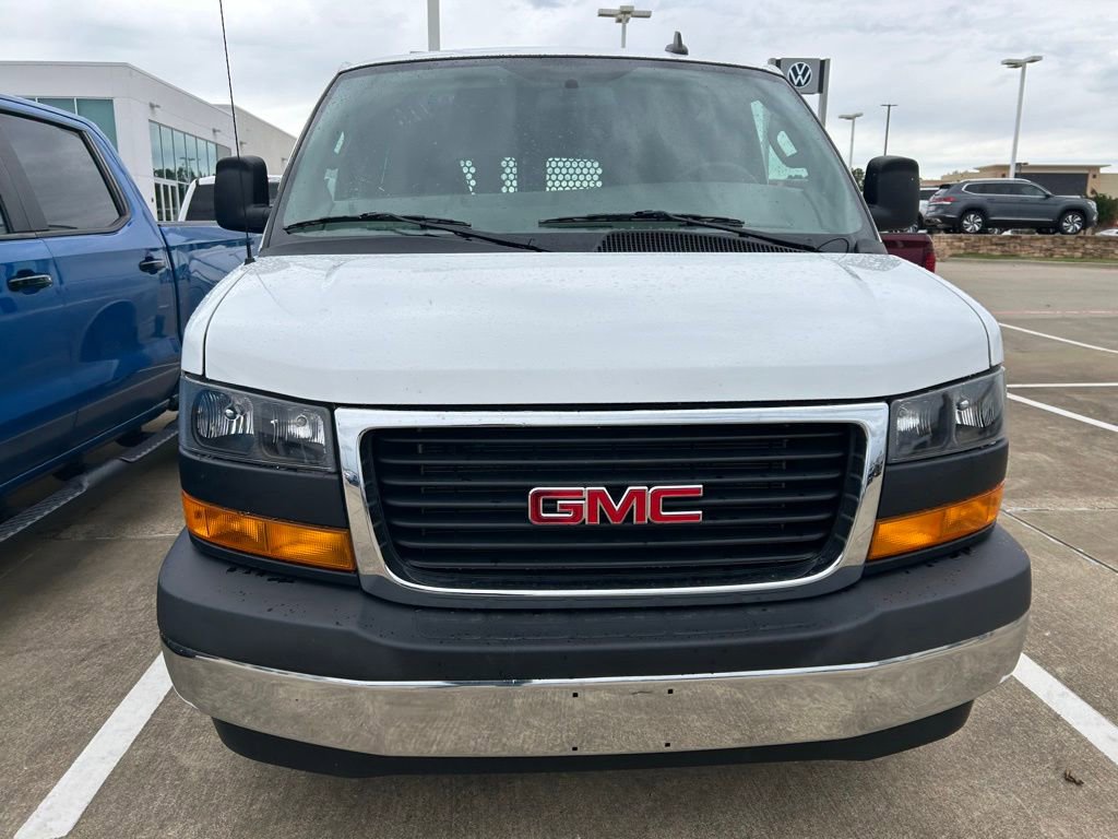 Used 2024 GMC Savana 2500 w/ Driver Convenience Package RWD image 15