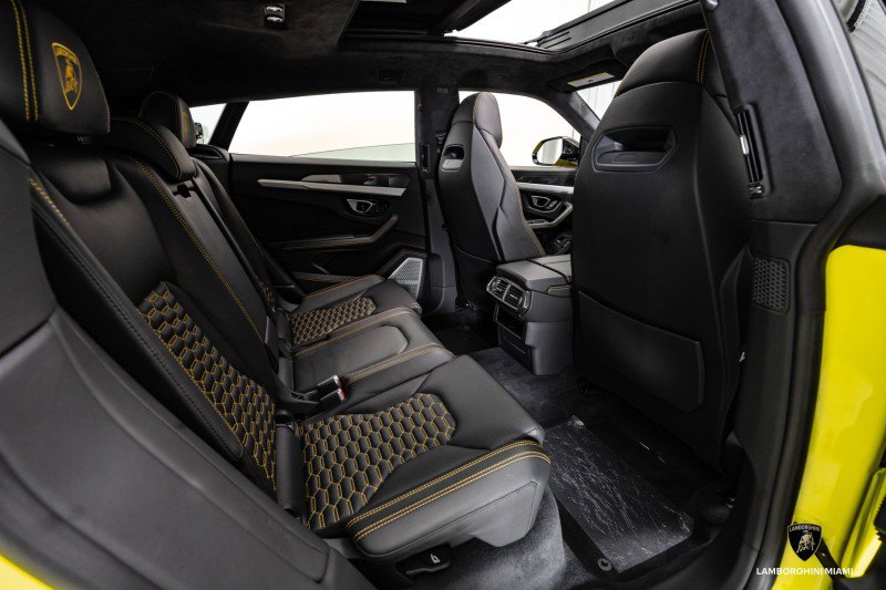 Used 2019 Lamborghini Urus image 52