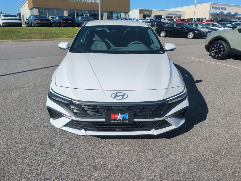 New 2026 Hyundai Elantra SE FWD image 13