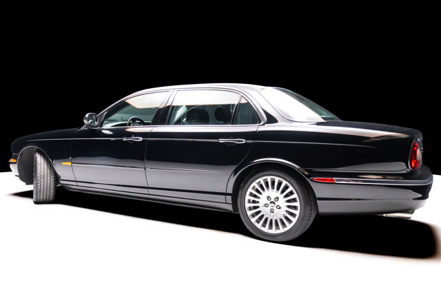 Used 2005 Jaguar XJ8 RWD image 20