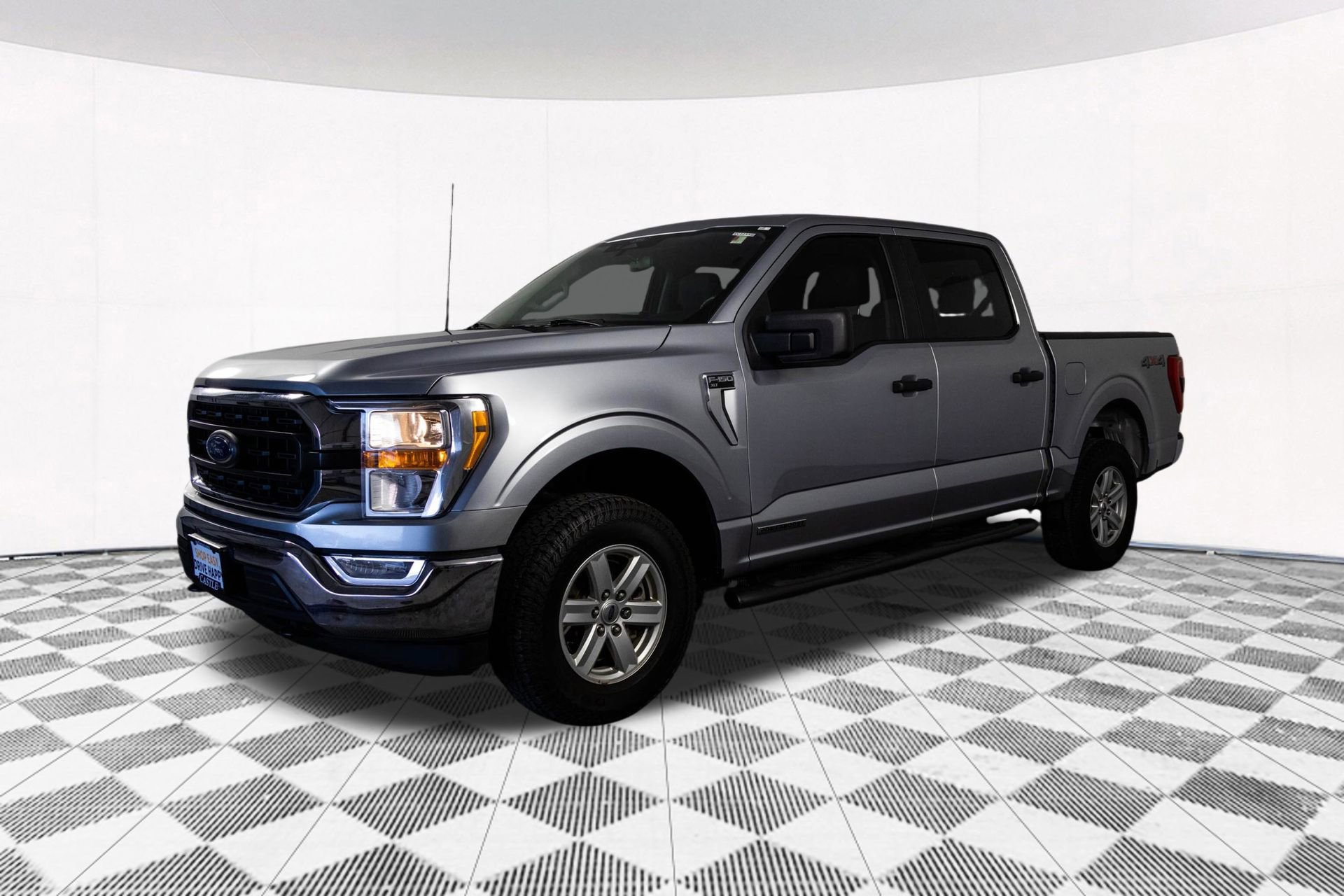 Used 2022 Ford F150 XLT w/ Trailer Tow Package image 10