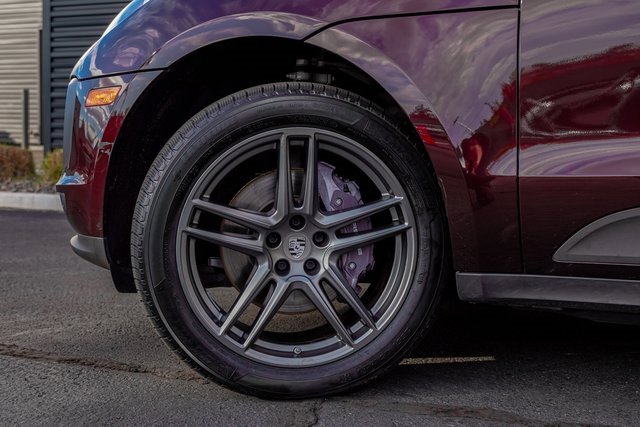 Used 2021 Porsche Macan image 8